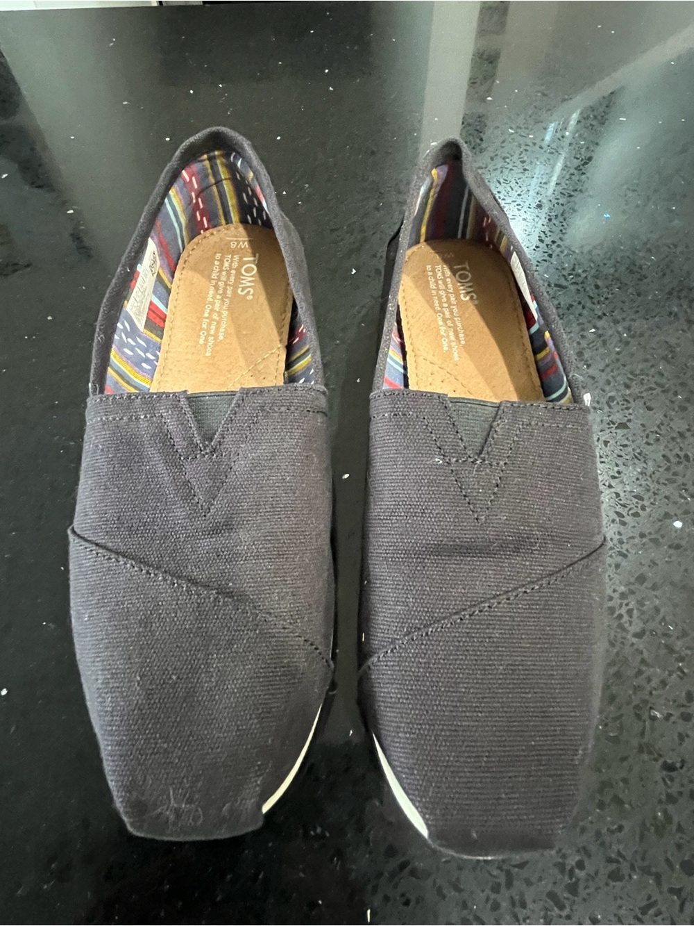 Brand new Tom’s shoes